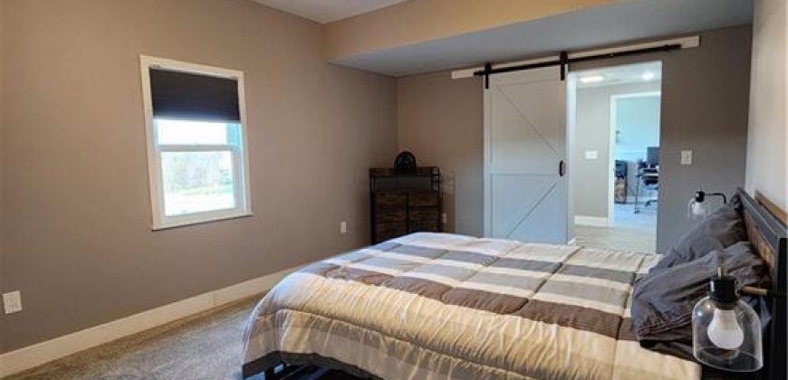Homes for Sale in Kearney, MO 64060 | 13405  Oakbrook Drive