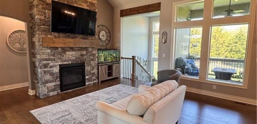 Homes for Sale in Kansas City, MO 64151 | 4606 NW 71st Street