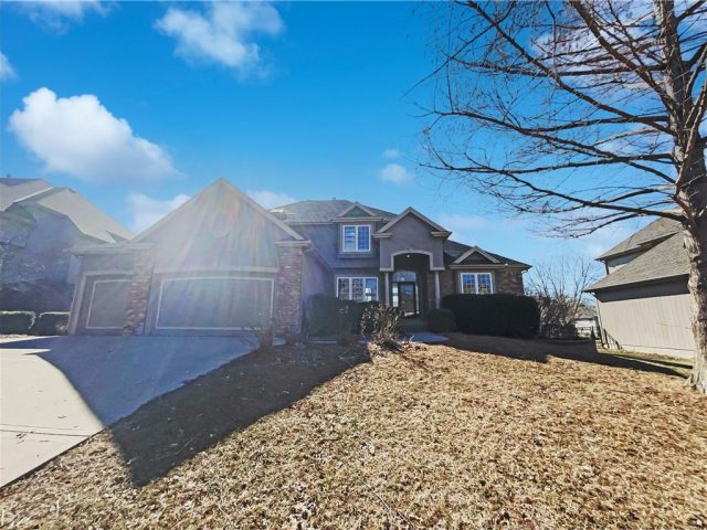 Homes for Sale in Kansas City, MO 64157 | 8515  89th Terrace