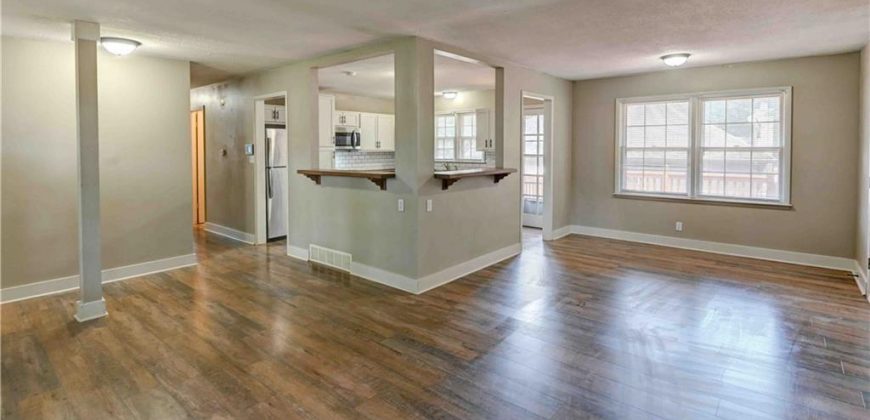 Homes for Sale in Kansas City, MO 64155 | 308 NE 88th Terrace