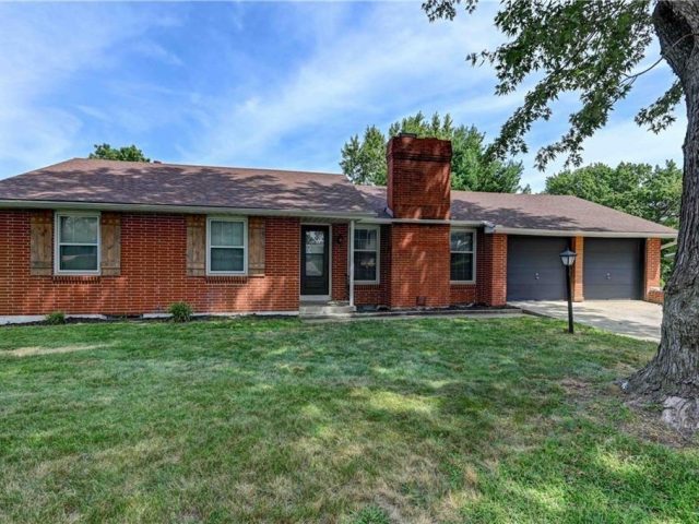 Homes for Sale in Kansas City, MO 64155 | 308 NE 88th Terrace