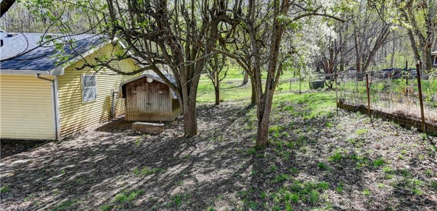 Homes for Sale in Weston, MO MO | 213  Thomas Street