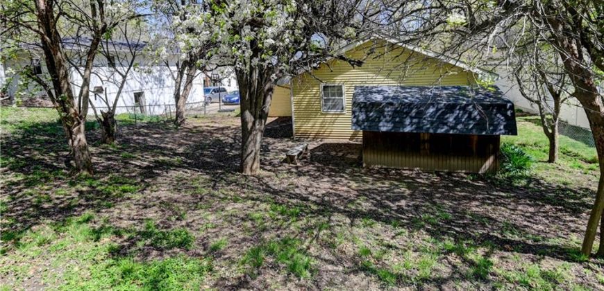 Homes for Sale in Weston, MO MO | 213  Thomas Street