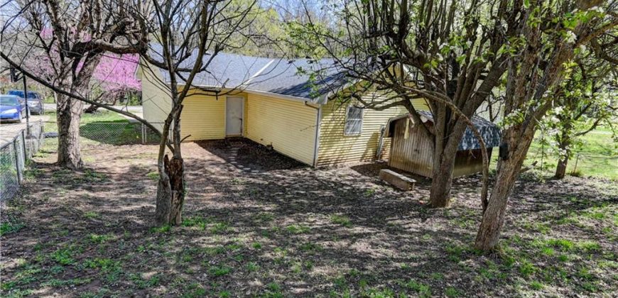 Homes for Sale in Weston, MO MO | 213  Thomas Street