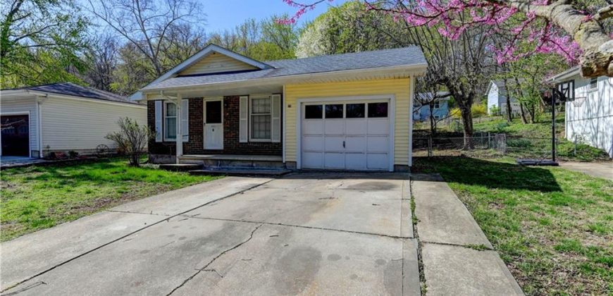 Homes for Sale in Weston, MO MO | 213  Thomas Street