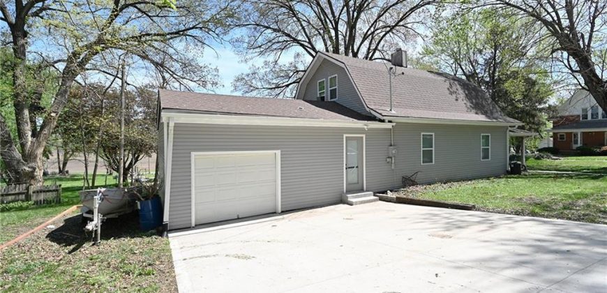 Homes for Sale in Farley, MO 64028 | 114  East Street