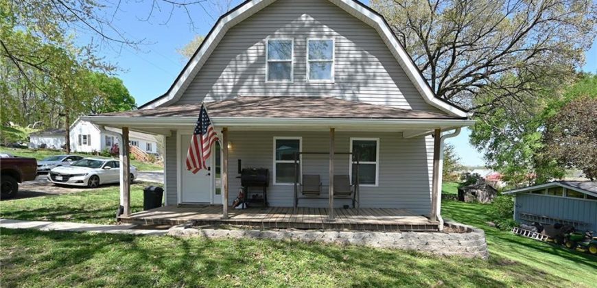 Homes for Sale in Farley, MO 64028 | 114  East Street