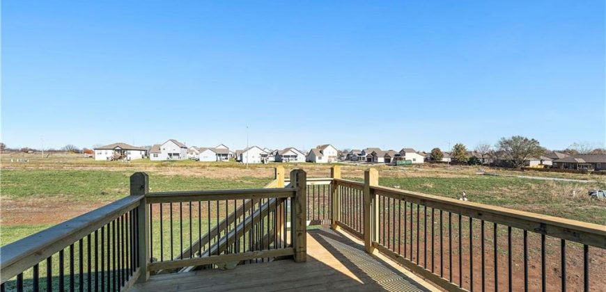 Homes for Sale in Liberty, MO 64068 | 608  Marie Court