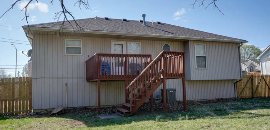 Homes for Sale in Kansas City, MO 64151 | 6413 N Kirkwood Avenue