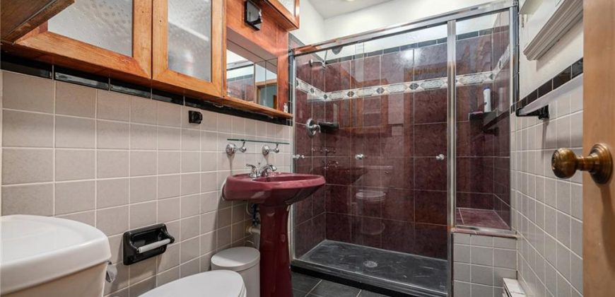 Homes for Sale in Kansas City, MO 64116 | 14 NW 39th Street