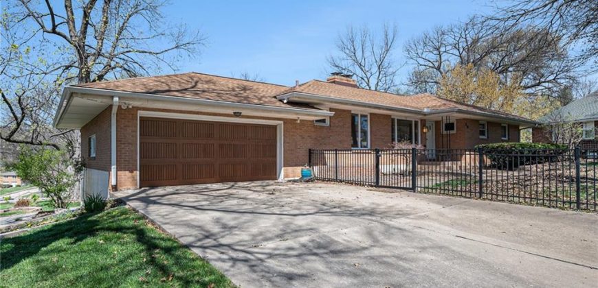 Homes for Sale in Kansas City, MO 64116 | 14 NW 39th Street