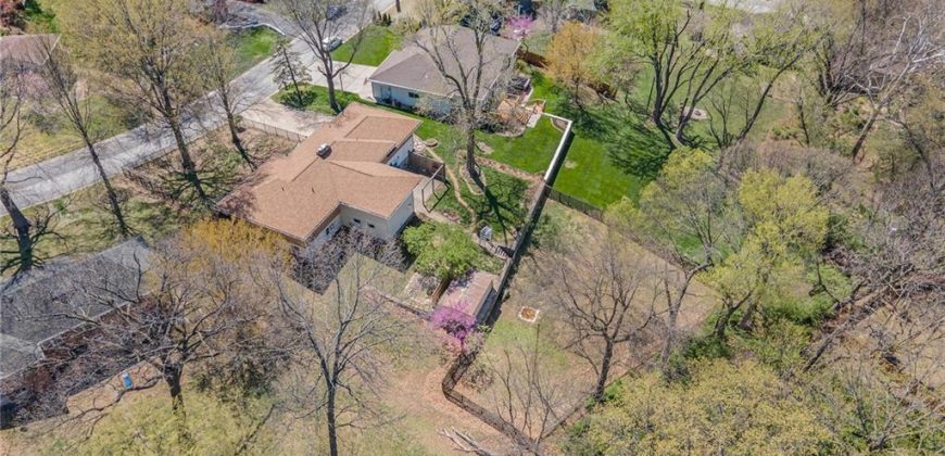 Homes for Sale in Kansas City, MO 64116 | 14 NW 39th Street