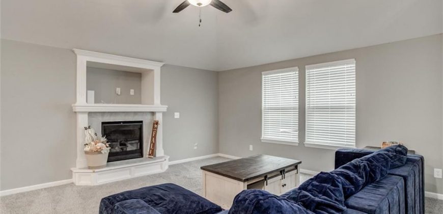 Homes for Sale in Kearney, MO 64060 | 900 N Cottonwood Street