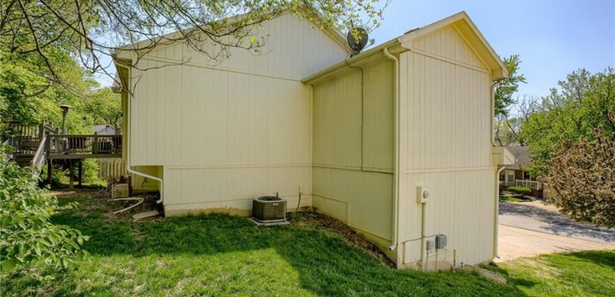 Homes for Sale in Kansas City, MO 64151 | 5212 NW 58TH Terrace