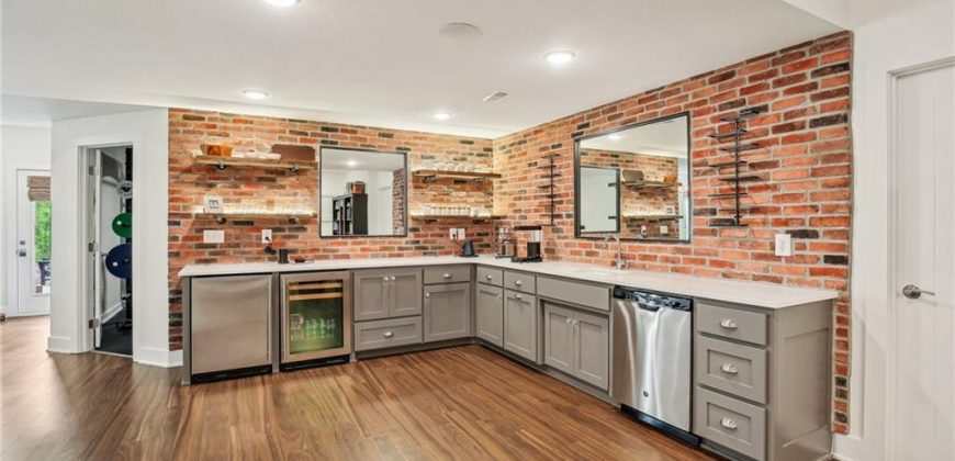 Homes for Sale in Kansas City, MO 64157 | 8719  Sycamore Avenue