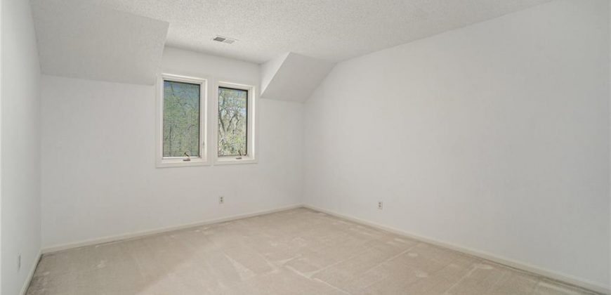 Homes for Sale in Kansas City, MO 64118 | 2116 NE 79th Terrace