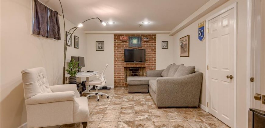 Homes for Sale in Kansas City, MO 64118 | 3 NE 81st Street