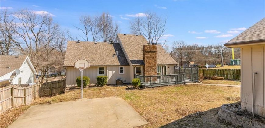 Homes for Sale in Kansas City, MO 64118 | 7924 N Troost Avenue
