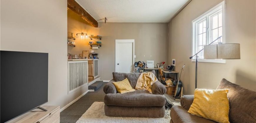 Homes for Sale in Kansas City, MO 64118 | 7924 N Troost Avenue