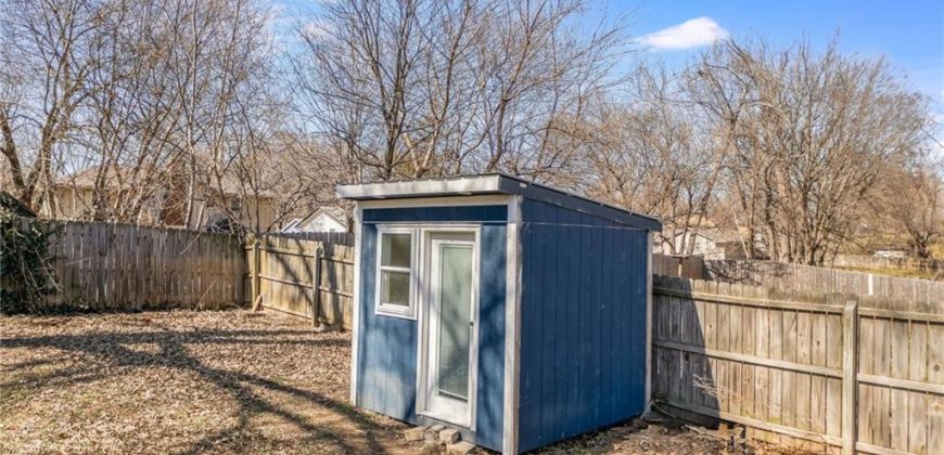 Homes for Sale in Kansas City, MO 64118 | 7924 N Troost Avenue