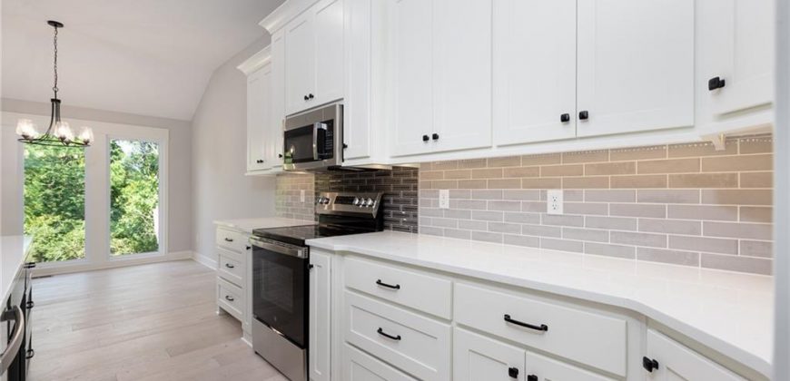 Homes for Sale in Kansas City, MO 64157 | 10712 N Richmond Avenue