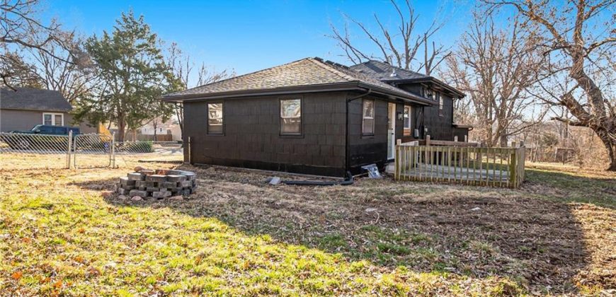Homes for Sale in Kansas City, MO 64119 | 54 N Browning Street