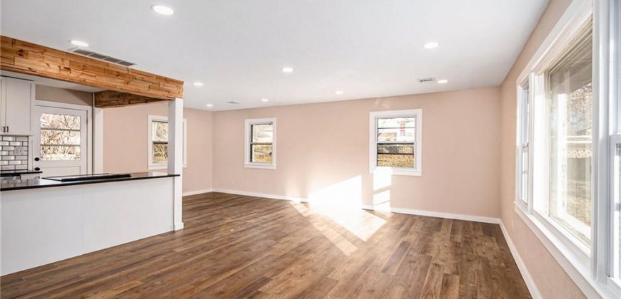 Homes for Sale in Kansas City, MO 64119 | 54 N Browning Street