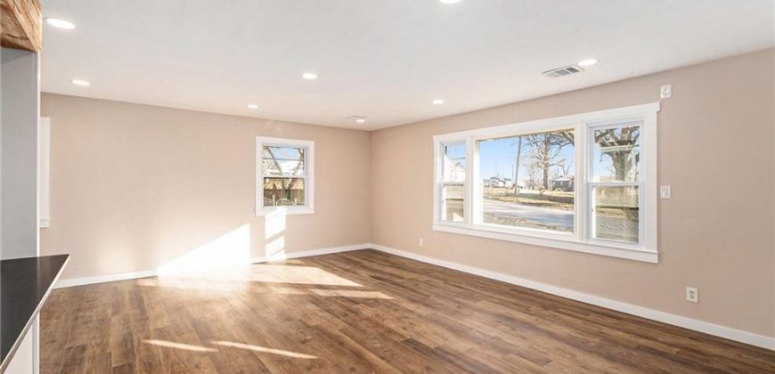 Homes for Sale in Kansas City, MO 64119 | 54 N Browning Street