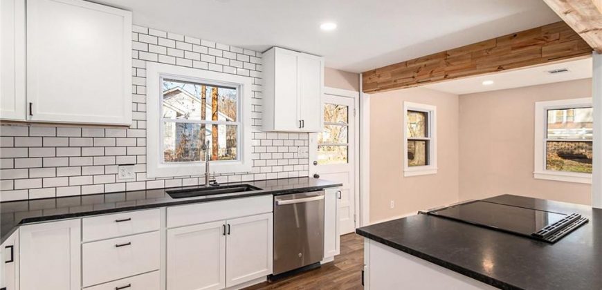 Homes for Sale in Kansas City, MO 64119 | 54 N Browning Street