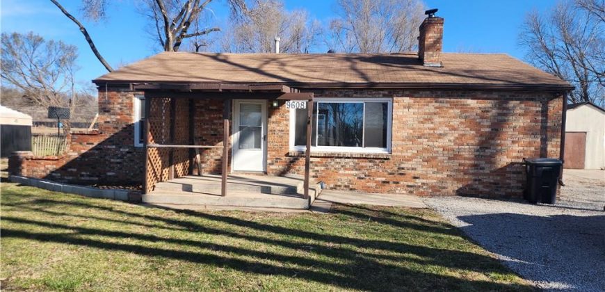 Homes for Sale in Kansas City, MO 64161 | 9608 NE 34th Street