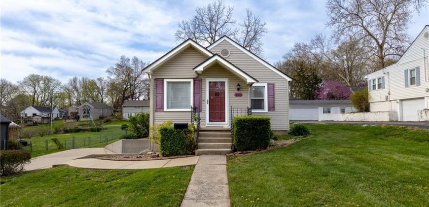 Homes for Sale in Liberty, MO 64068 | 741  Sunset Avenue