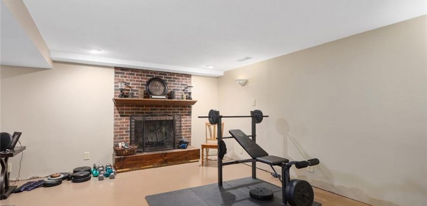 Homes for Sale in Kansas City, MO 64118 | 709 NE 82nd Terrace