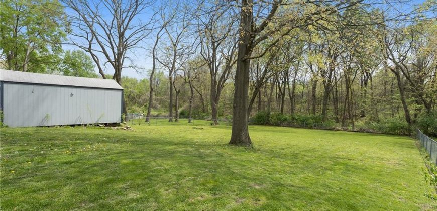 Homes for Sale in Kansas City, MO 64118 | 709 NE 82nd Terrace