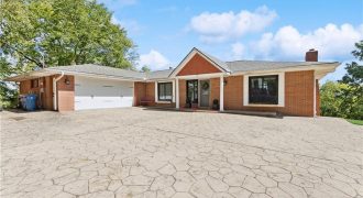 Homes for Sale in Liberty, MO 64068 | 10  Pemford Place