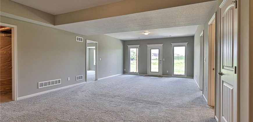 Homes for Sale in Kansas City, MO 64156 | 10220 N Winchester Avenue
