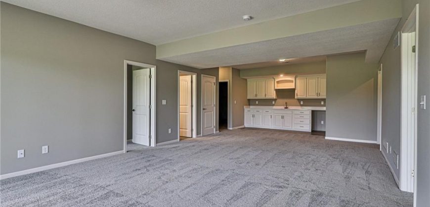 Homes for Sale in Kansas City, MO 64156 | 10220 N Winchester Avenue