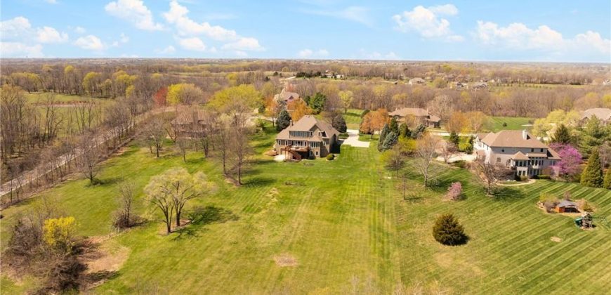 Homes for Sale in Smithville, MO 64089 | 15609  Quail Ridge Drive
