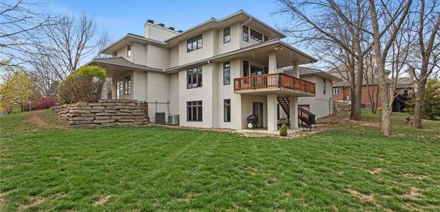 Homes for Sale in Liberty, MO 64068 | 1401  Woodbury Lane