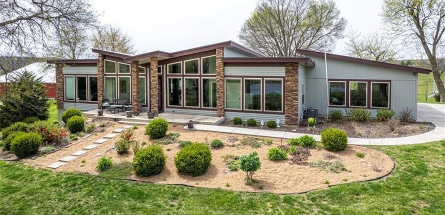 Homes for Sale in Liberty, MO 64068 | 13920  A Highway