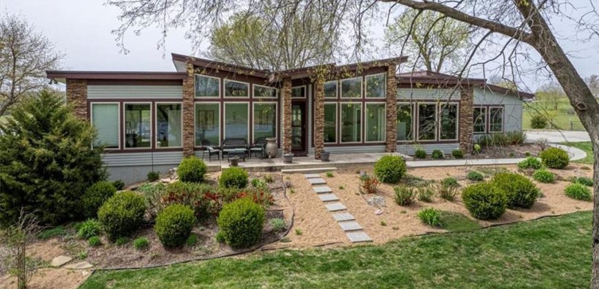 Homes for Sale in Liberty, MO 64068 | 13920  A Highway