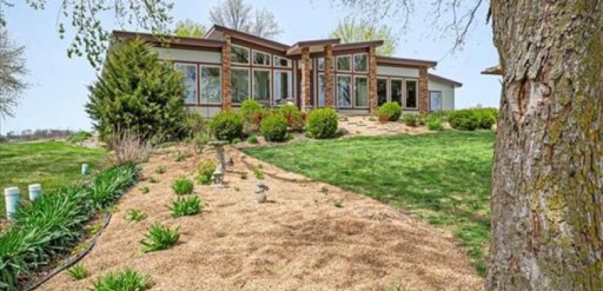 Homes for Sale in Liberty, MO 64068 | 13920  A Highway