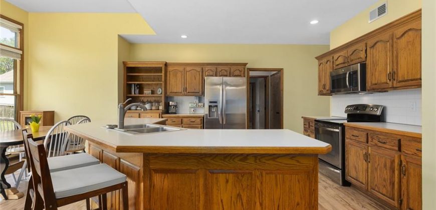 Homes for Sale in Kansas City, MO 64155 | 905 NE 101st Terrace
