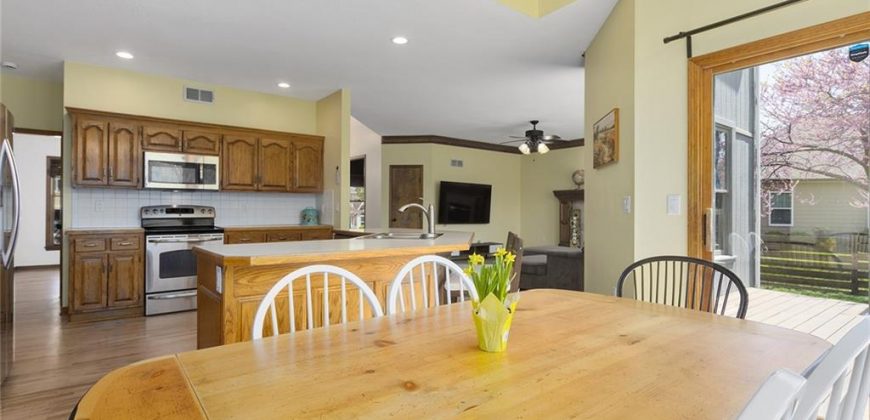 Homes for Sale in Kansas City, MO 64155 | 905 NE 101st Terrace