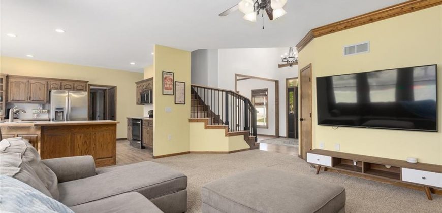 Homes for Sale in Kansas City, MO 64155 | 905 NE 101st Terrace