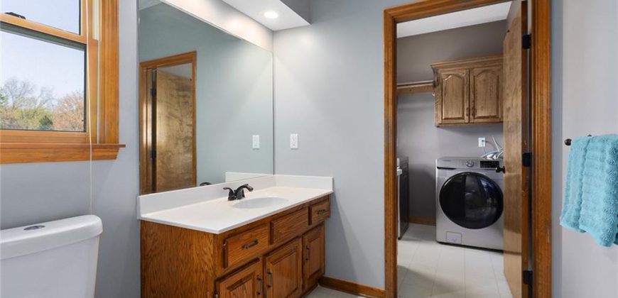 Homes for Sale in Kansas City, MO 64155 | 905 NE 101st Terrace