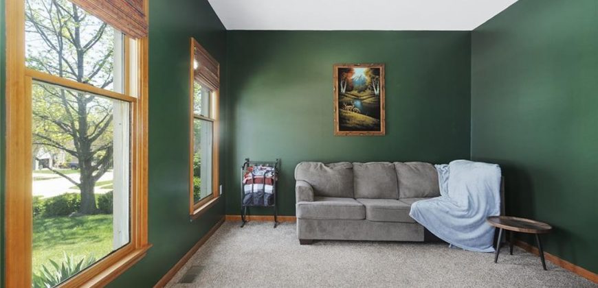 Homes for Sale in Kansas City, MO 64155 | 905 NE 101st Terrace