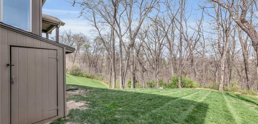 Homes for Sale in Parkville, MO 64152 | 5905  Thousand Oaks Drive