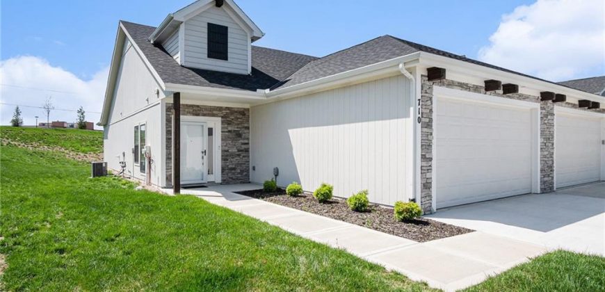 Homes for Sale in Smithville, MO 64089 | 710  Ridge Drive
