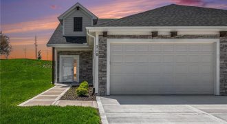 Homes for Sale in Smithville, MO 64089 | 710  Ridge Drive