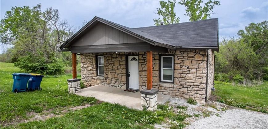 Homes for Sale in Excelsior Springs, MO 64024 | 702  Centralia Street
